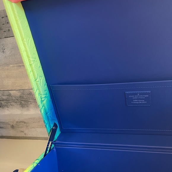 New! RARE LIMITED EDITION Louis Vuitton Virgil Cotteville 40 leather multicolor! - Picture 16 of 16